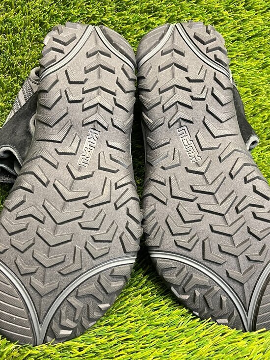 Kuru Tread Mens Size 9 Black Gray Beach Walking Outdoor Sport Hiking Sandals